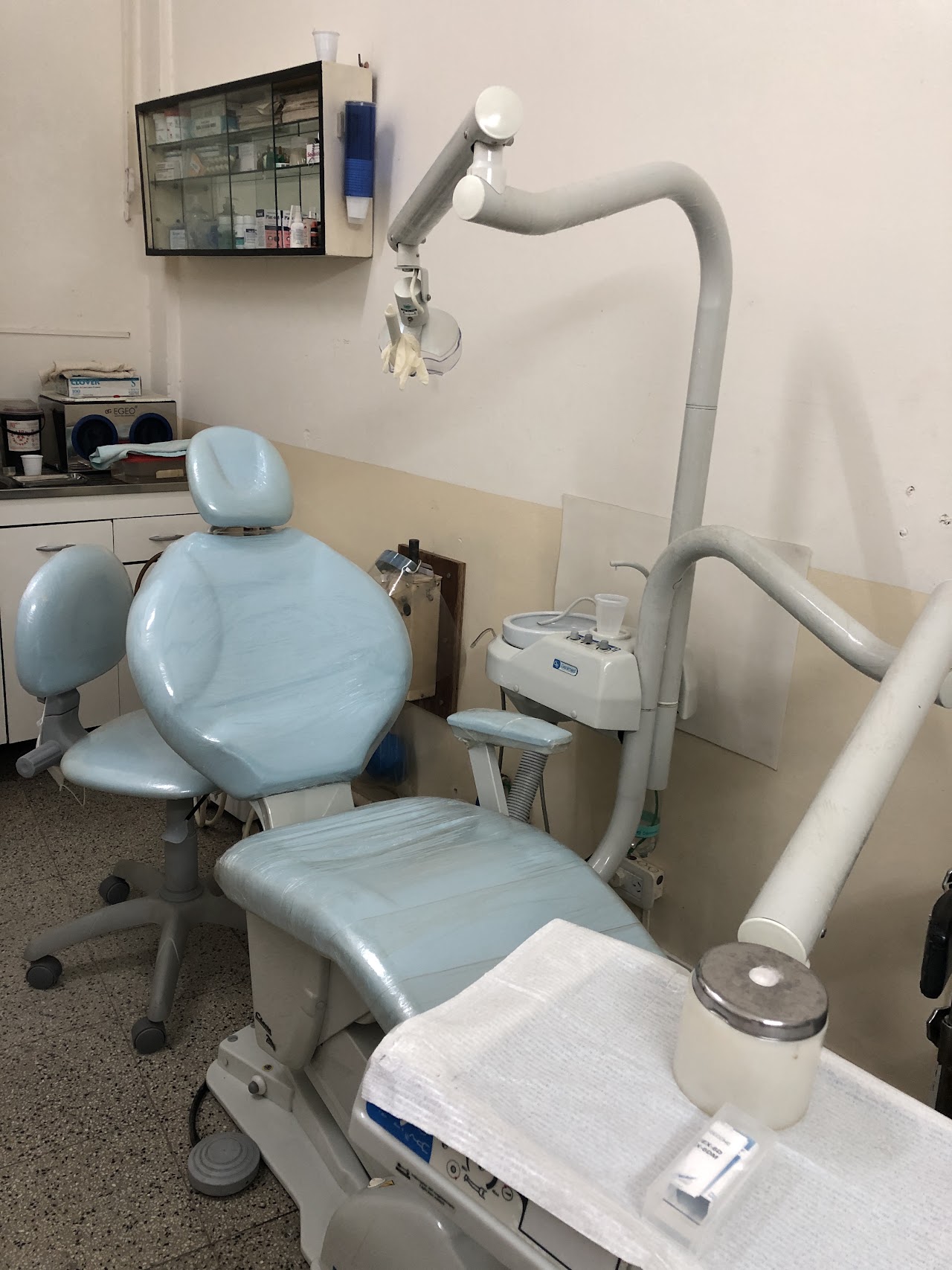Dental chair